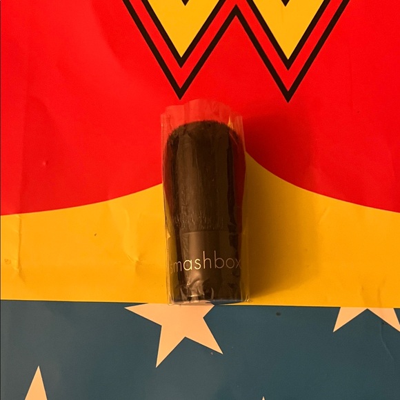 Maybelline Color Contour Lip Palette - Bold Shades - Picture 8 of 12